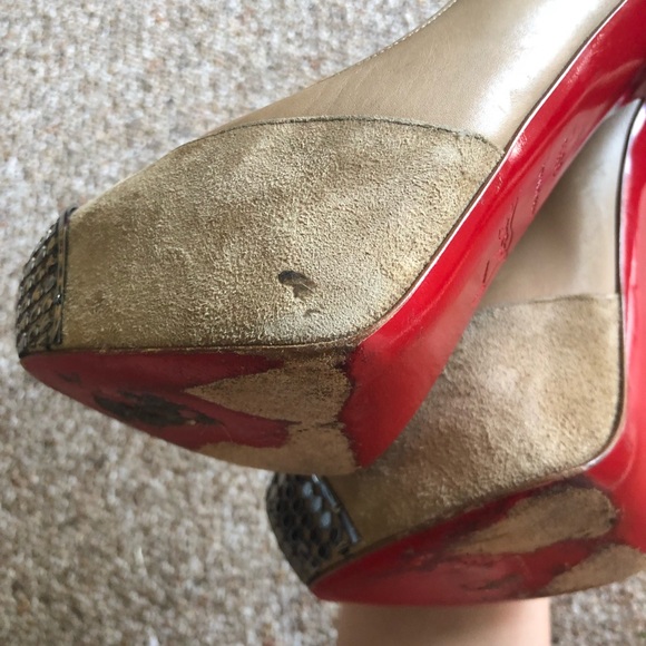 FINAL PRICE Authentic Louboutin Pumps - Picture 8 of 8